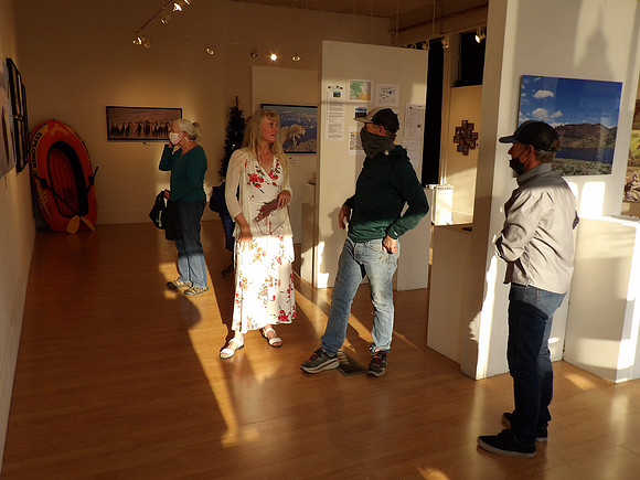 Gallery Guests 4  100_8289