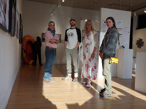 Gallery Guests 1  100_8274