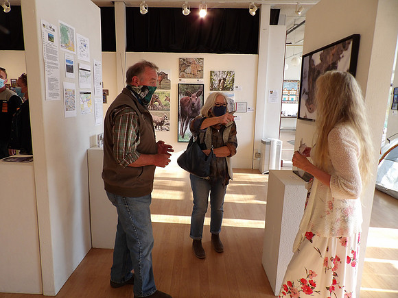 Gallery Guests 3  100_8268