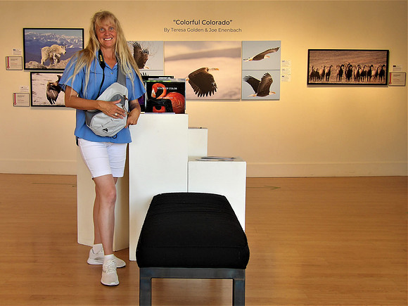 Teresa in gallery 100_0485